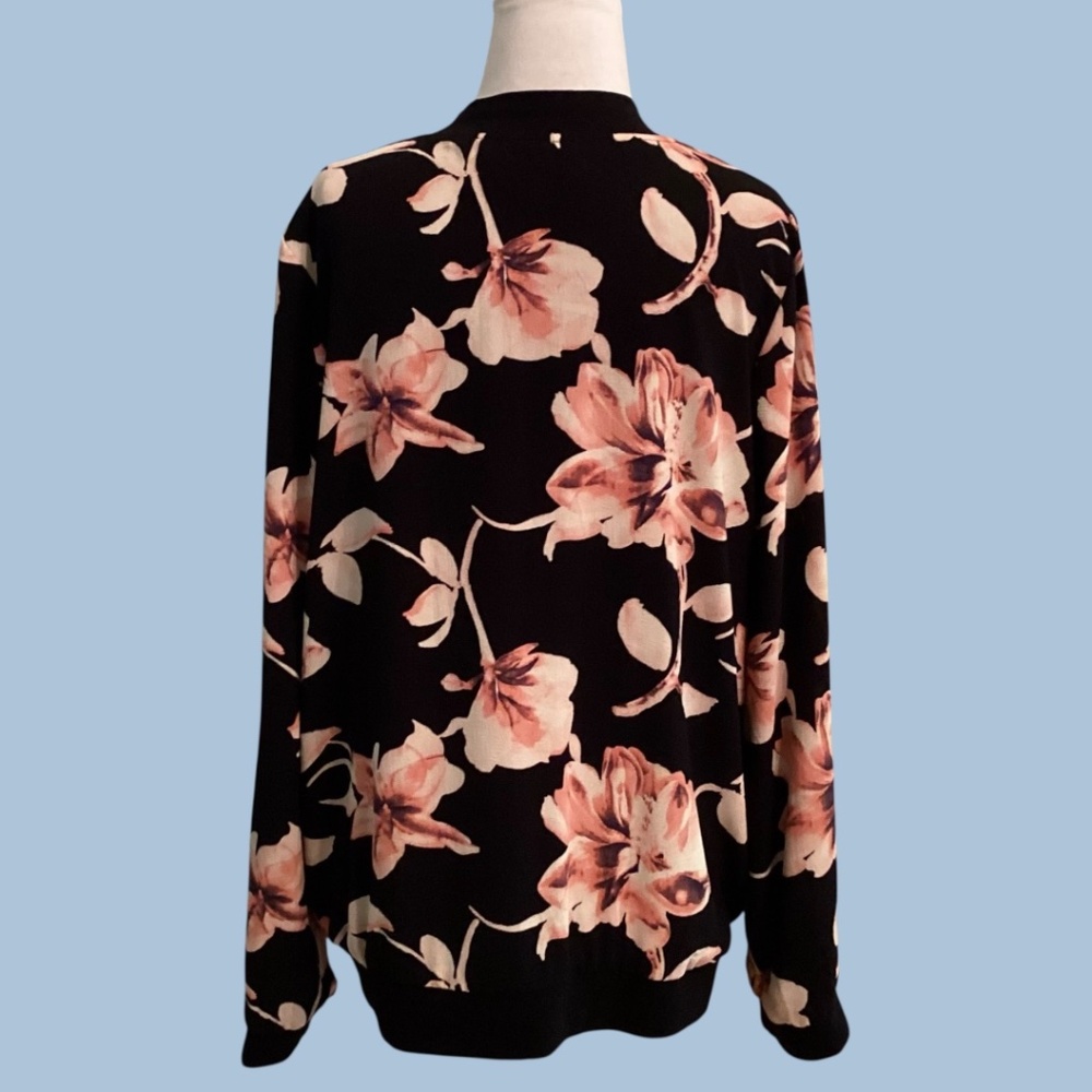 NWOT Monteau Black Floral Bomber Jacket Lightweight Zip Up Womens Size L - Picture 4 of 11